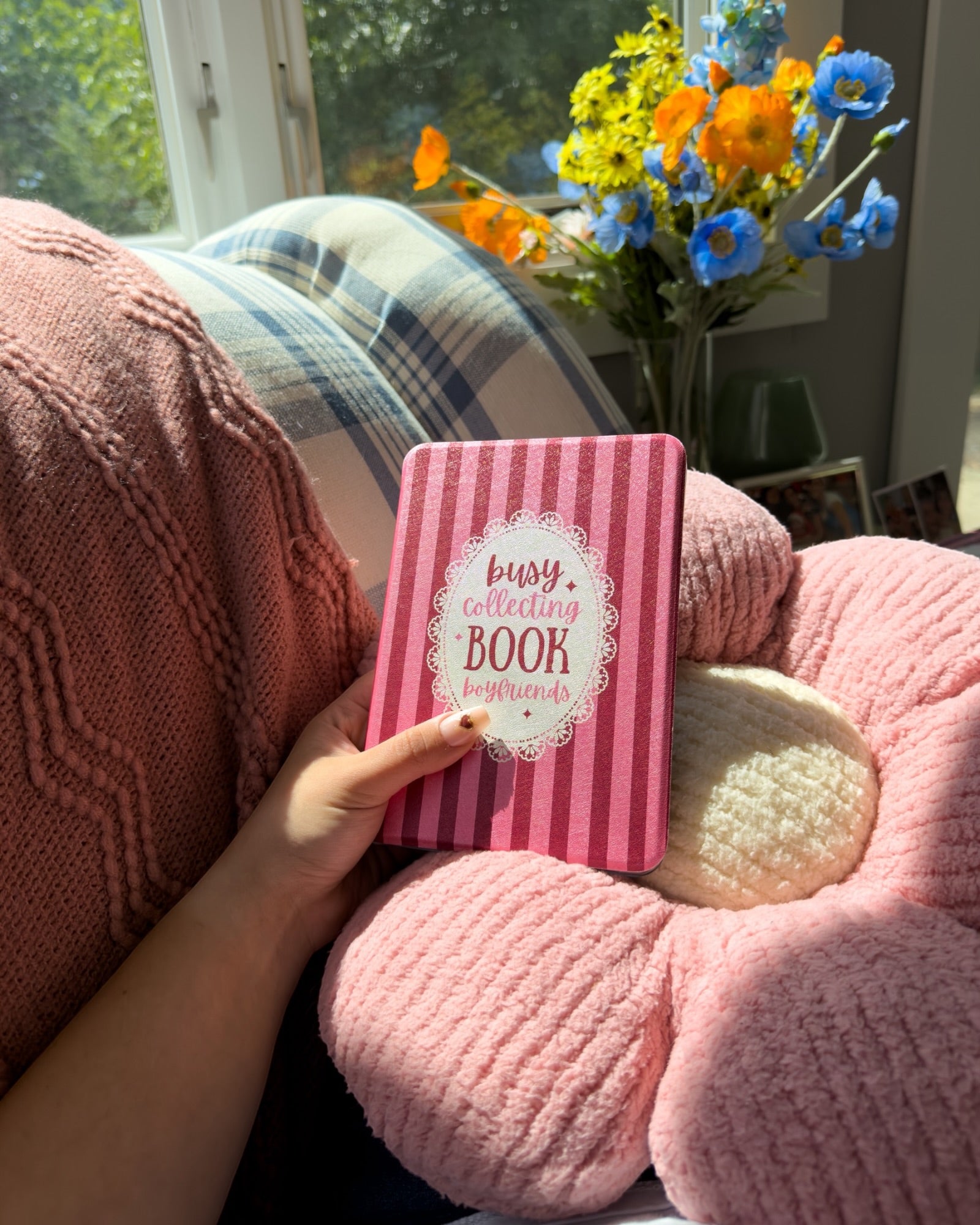 Busy Collecting Book Boyfriends Detachable Cover Kindle Case