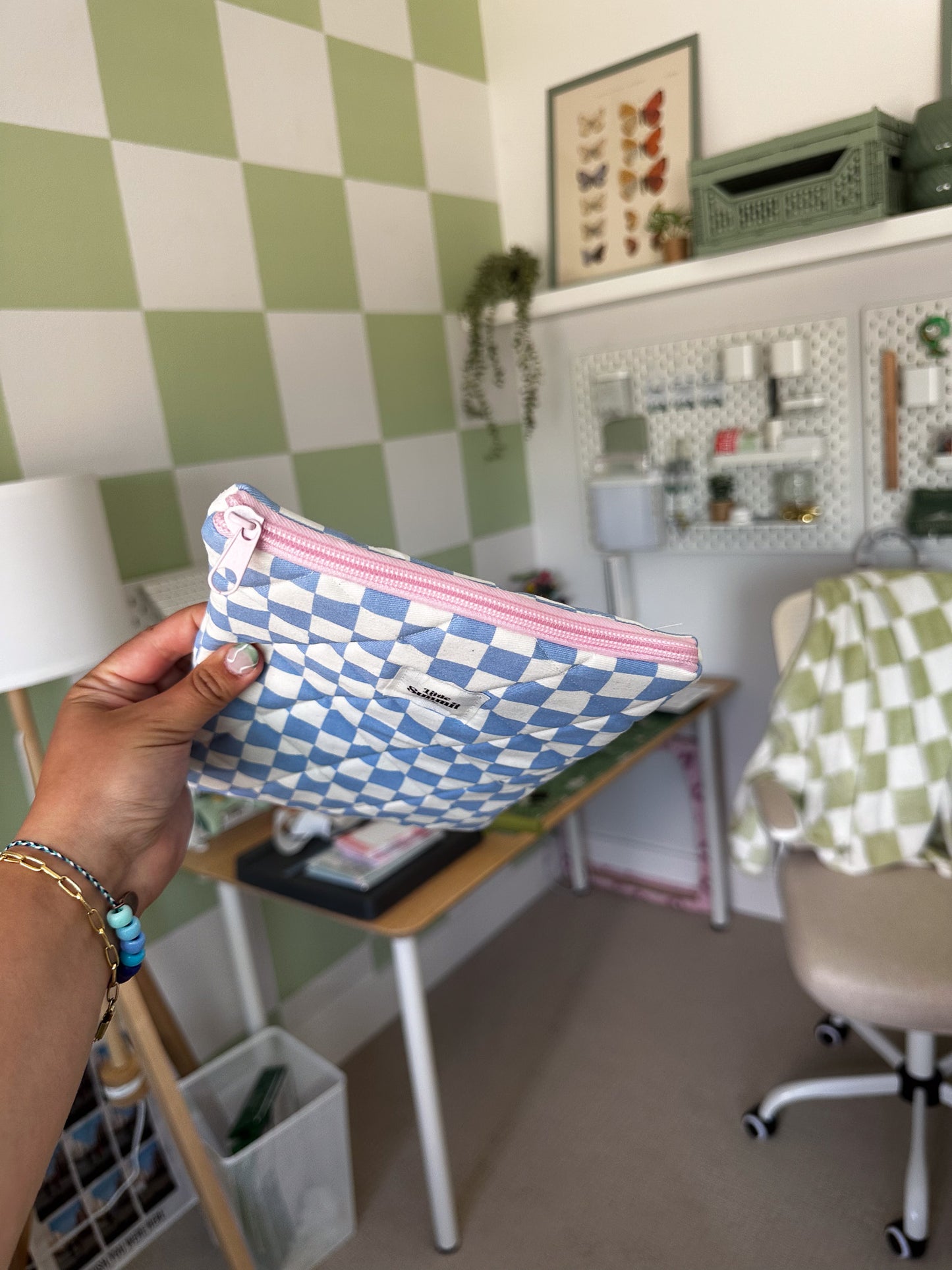 Heather Kindle Sleeve