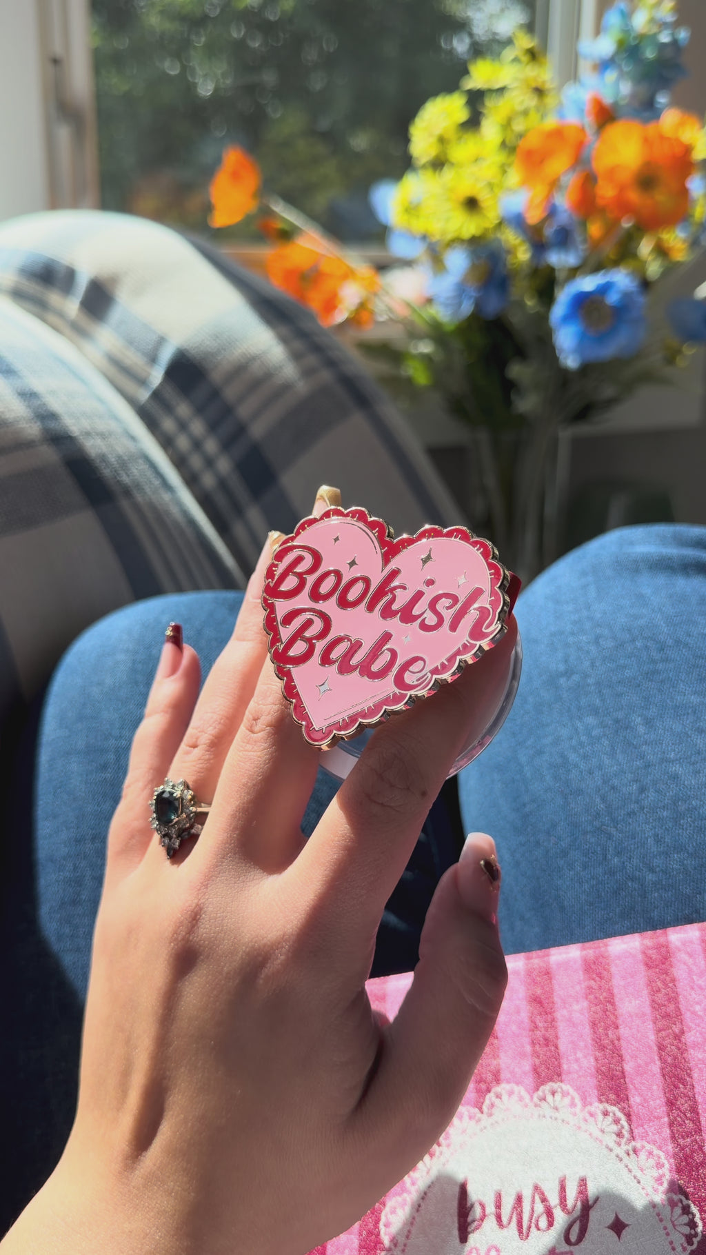 Bookish Babe Magnetic E-reader/ Phone Grip
